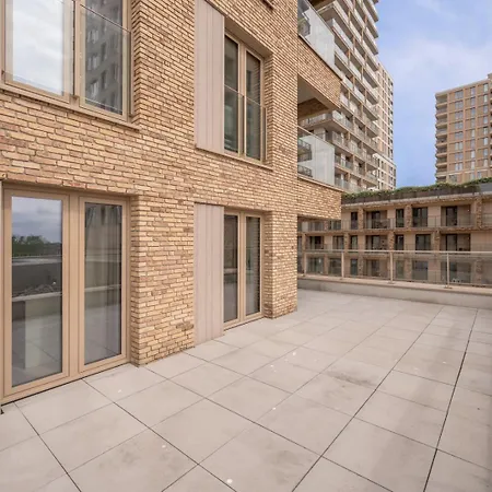 アパート Stunning With Large Sunny Terrace